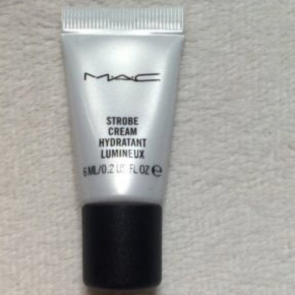 MAC Strobe Cream in Pinklite - Picture 2 of 2